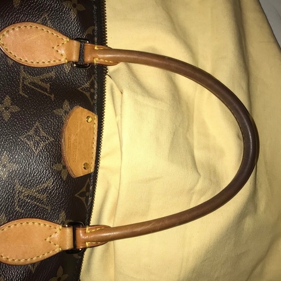 Authentic Louis Vuitton - Tureene PM - Picture 6 of 8